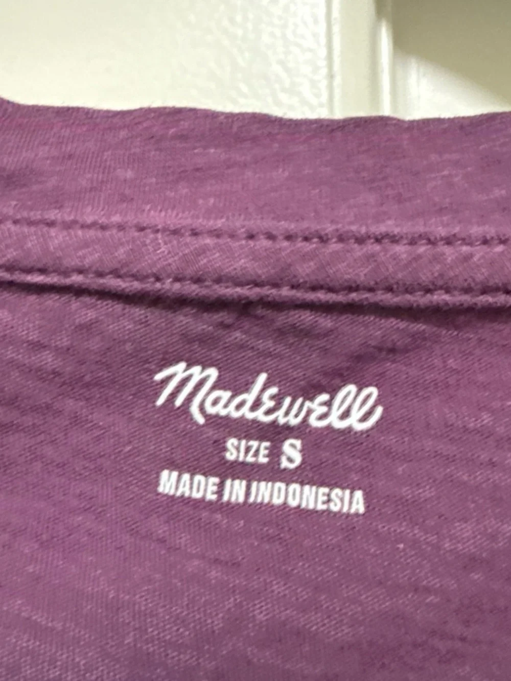 Madewell t-shirt bundle - Blush, Plum, Mauve, Sage, White - Picture 3 of 11